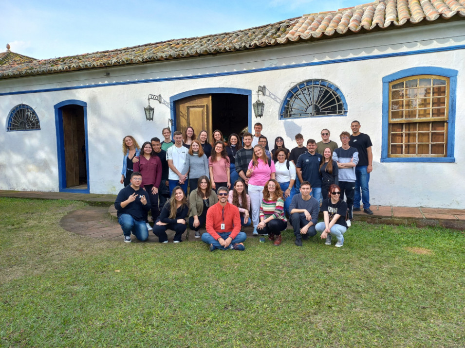 Acadêmicos do Ensino Superior do Instituto Ivoti realizam saída de campo para Rio Grande e Pelotas