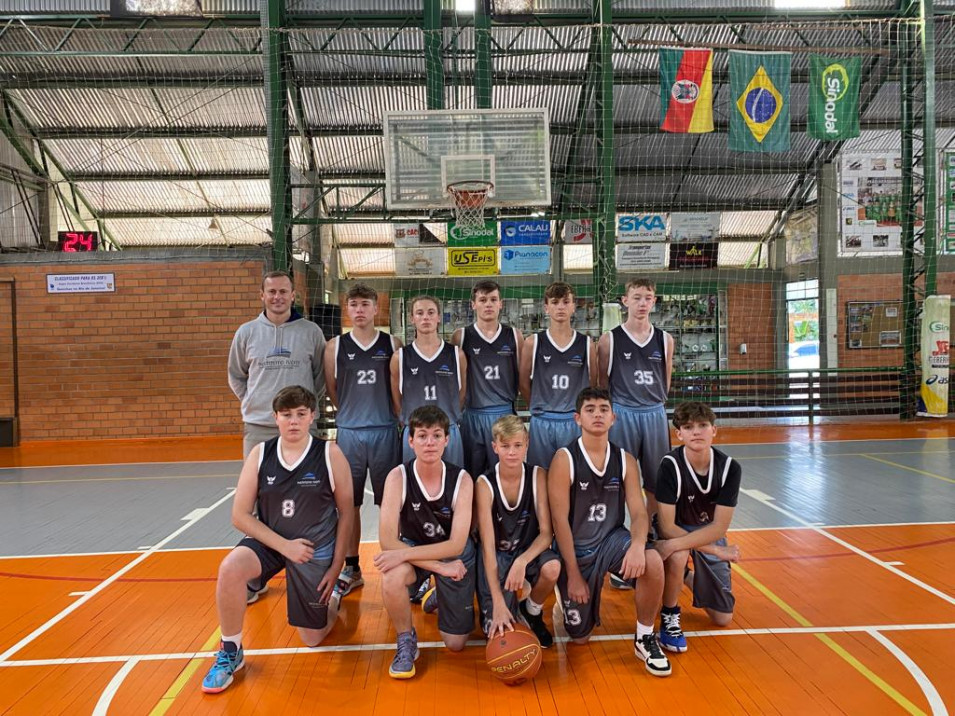 Equipe de Basquete Sub-15 do Instituto Ivoti disputa eliminatórias para a ONASE 2023