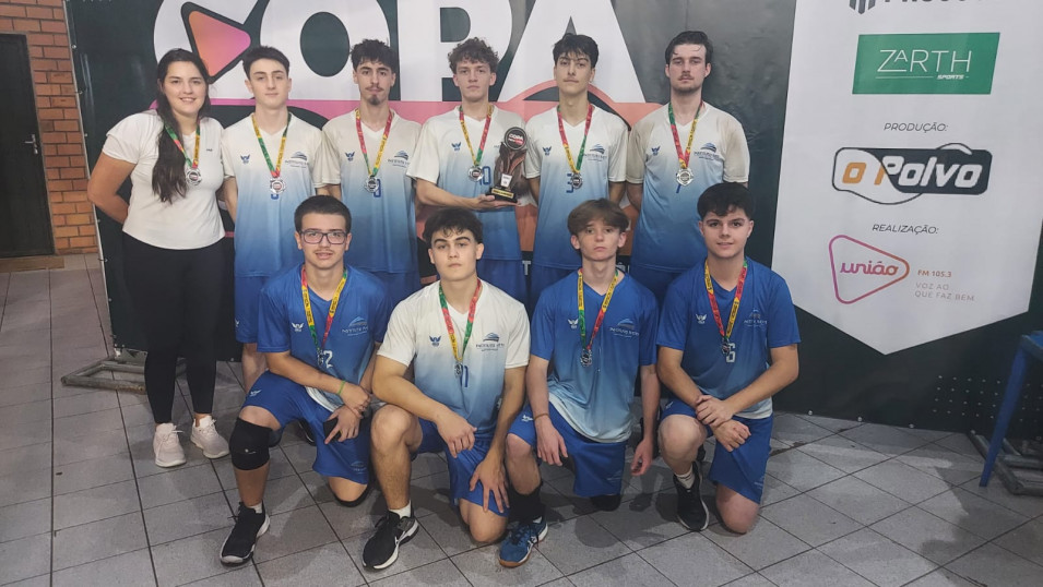Equipe de Voleibol Masculina do Instituto Ivoti conquista 2º lugar na Copa Polvo União 2023