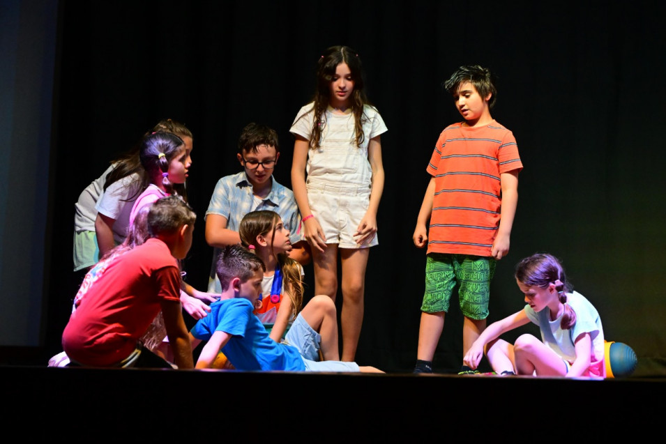 Turmas apresentam quatro peças teatrais durante Mostra de Teatro do Instituto Ivoti