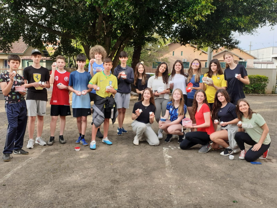 Estudantes do 8º ano do Instituto Ivoti participam de projeto Cuidando do Ninho