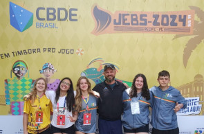 Atletas da Equipe Municipal de Atletismo voltam com medalhas  dos Jogos Escolares Brasileiros