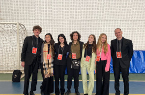 Estudantes do Ensino Médio participam de Conferência Mirim das Nações Unidas em Curitiba