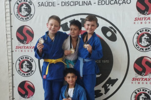 Instituto Ivoti participa de competição de judô e atletas retornam com 6 medalhas