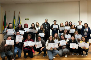 Faculdade Instituto Ivoti entrega certificados para estudantes do Ensino Médio - Formação Docente