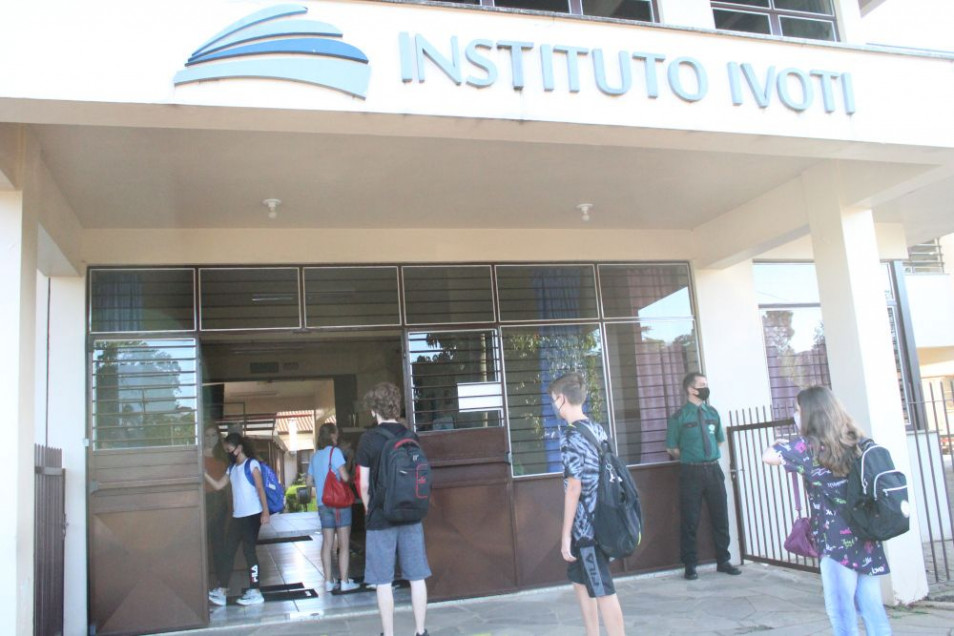 Instituto Ivoti realiza retorno presencial das atividades escolares