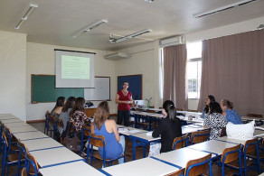 Estudantes realizam curso de Escrita Acadêmica