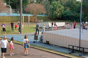 O primeiro Instituto Ivoti em Família oportuniza momentos de integração nos espaços externos da escola.