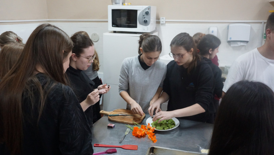 Turma de Formação Docente tem manhã de confraternização e criação de receitas