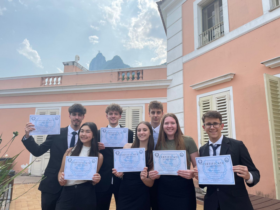 Estudantes do Instituto Ivoti são premiados em sua participação em evento do Rio de Janeiro