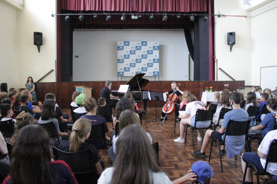 Momentos de descontração e de música clássica na Semana de Aniversário do Instituto Ivoti