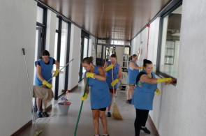 Instituto Ivoti realiza limpeza e organização de prédio que passou por reforma