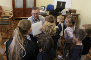 Turmas do Instituto Ivoti realizam homenagens pelo Dia do Diretor Escolar