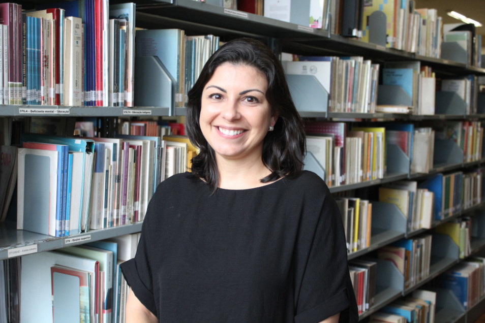 Bárbara Ludvig assume como Psicóloga Educacional do Instituto Ivoti