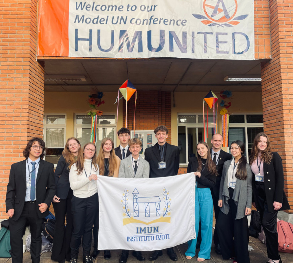 Estudantes do Instituto Ivoti participam de Humunited 2023, em São Paulo