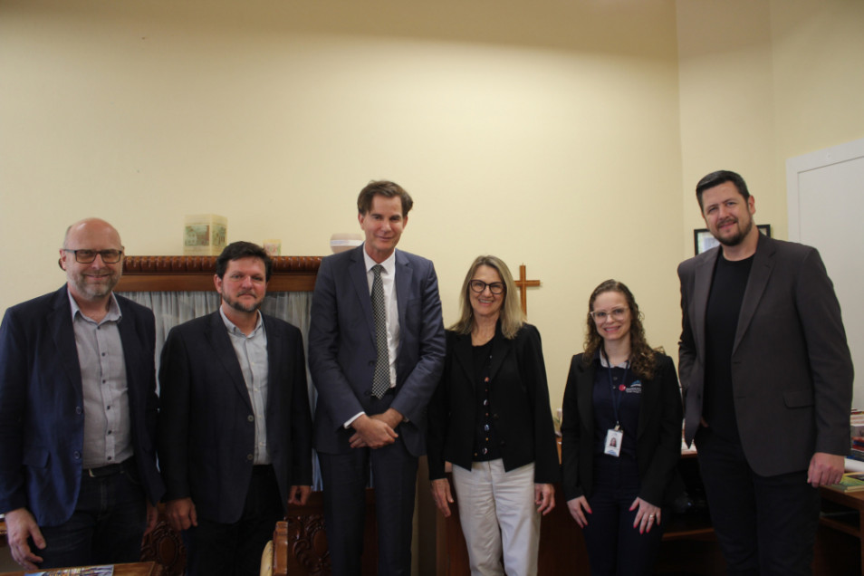 Instituto Ivoti recebe a visita do Cônsul Geral da Alemanha no Rio Grande do Sul e Santa Catarina