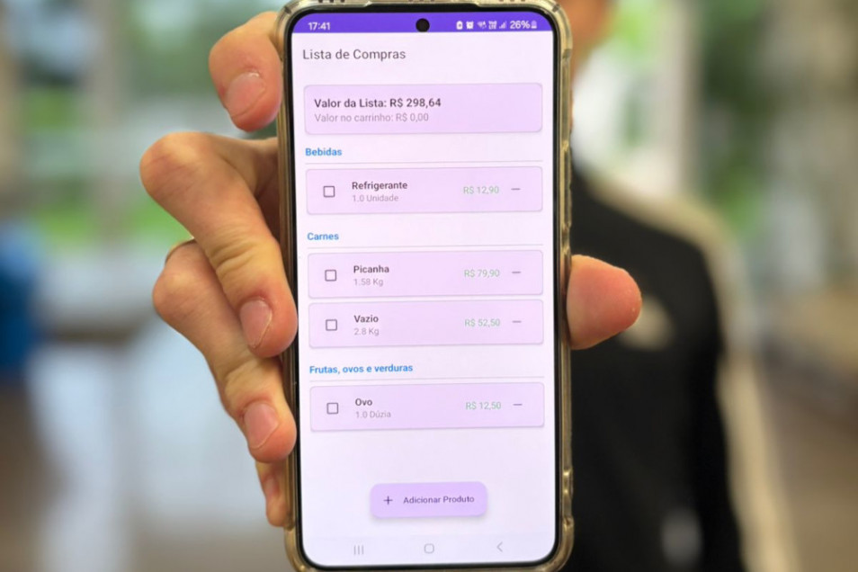 Estudantes do Curso Técnico em Informática criam aplicativo para lista de compras